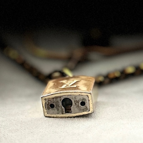 Louis Vuitton rare lock and key set bundle - Picture 6 of 15